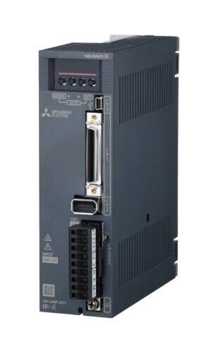 MR-JE-100A MRJE100A 1KW PULS VE ANALOG SİNYAL İLE SÜRÜLEBİLEN 220V BESLEMELİ SERVO SÜRÜCÜ