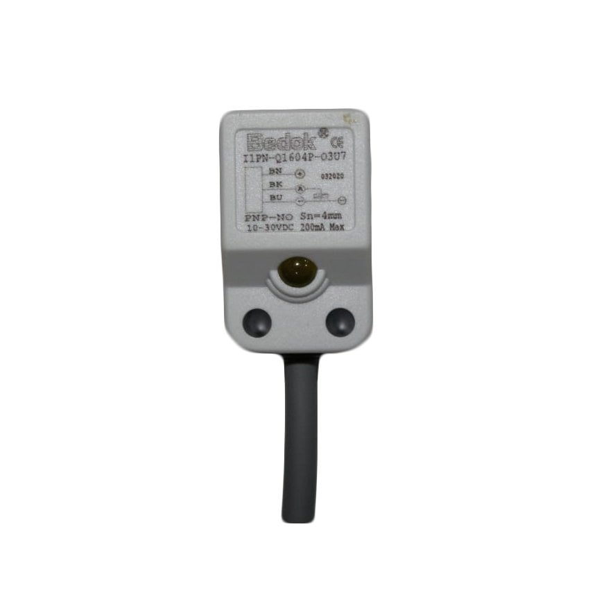I1PN-Q1604P-O3U7    17x17x29 Kare Kesitli Q Serisi PNP NO 4MM ALGILAMA  7M KABLOLU İNDÜKTİF SENSÖR