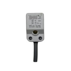 I1PN-Q1604P-O3U7    17x17x29 Kare Kesitli Q Serisi PNP NO 4MM ALGILAMA  7M KABLOLU İNDÜKTİF SENSÖR