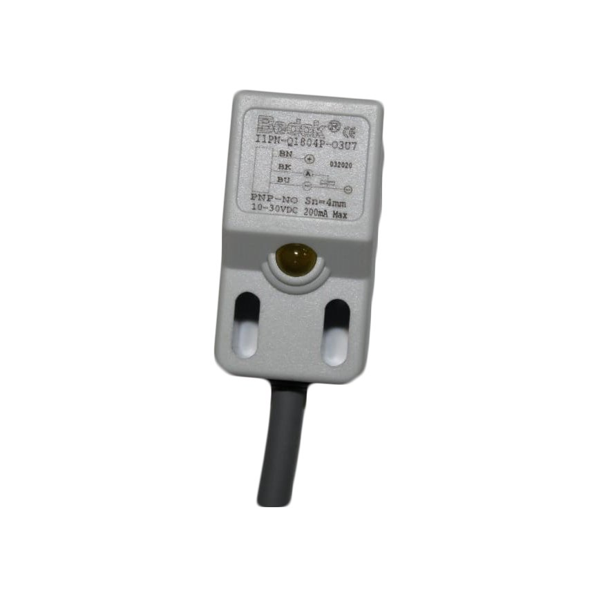 I1PN-Q1804P-O3U7   18x18x35 Kare Kesitli Q Serisi PNP NO 4MM ALGILAMA  7M KABLOLU İNDÜKTİF SENSÖR