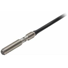 E2E-C04SR8-WC-B1-1 YAKINLIK SENSÖRÜ ENDÜKTİF M4 EKRANLI, 0,8 MM DC 3 KABLOLU