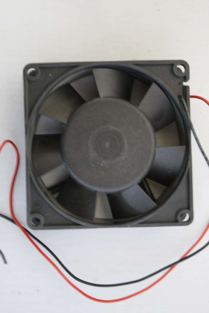 8412 12VDC 8X8 FAN