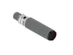 P18-D0150P-SIEU4     M18 15CM ALGILAMA PNP NO/NC KONNEKTÖRLÜ CİSİMDEN YANSIMALI SENSÖR