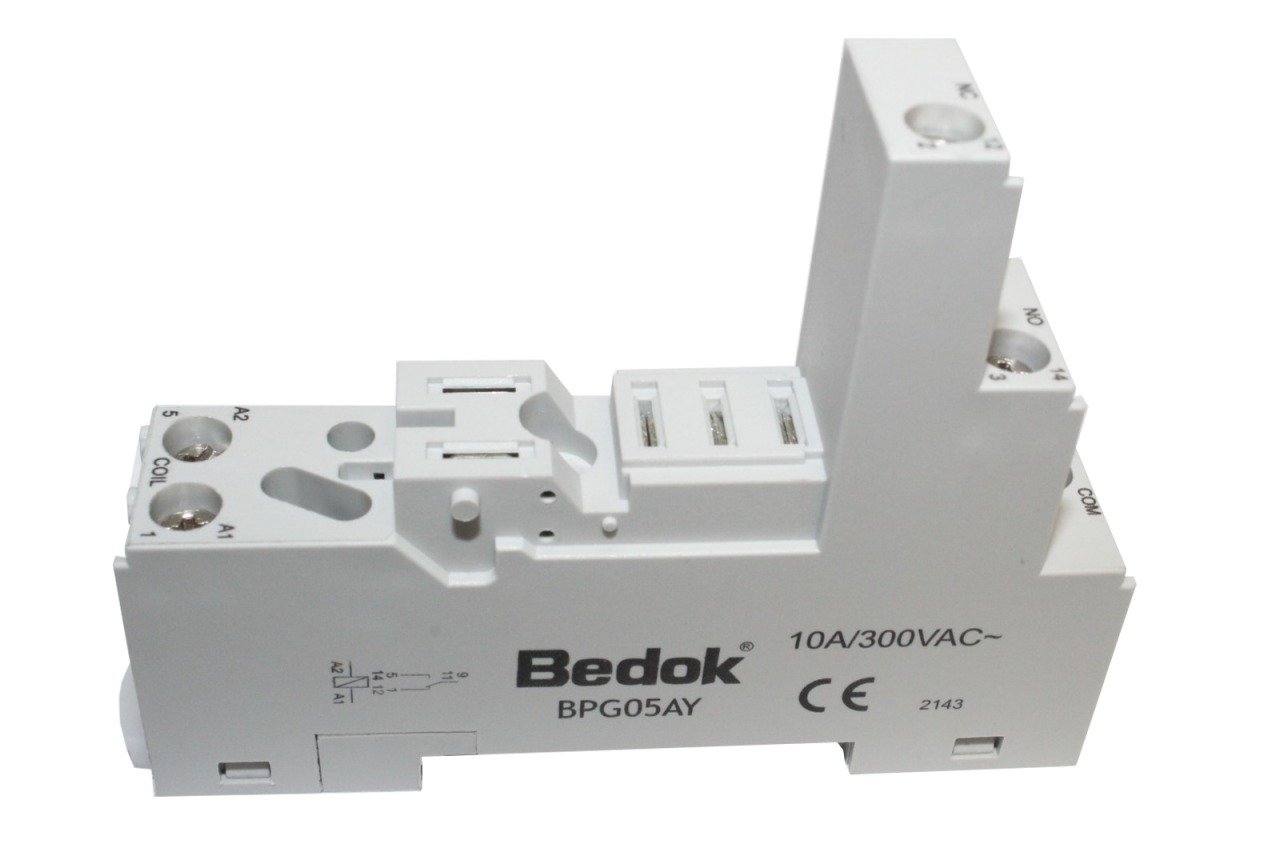 BPG05AY 10A/300VAC  Tek Kontak 5 Pin Röle Soketi