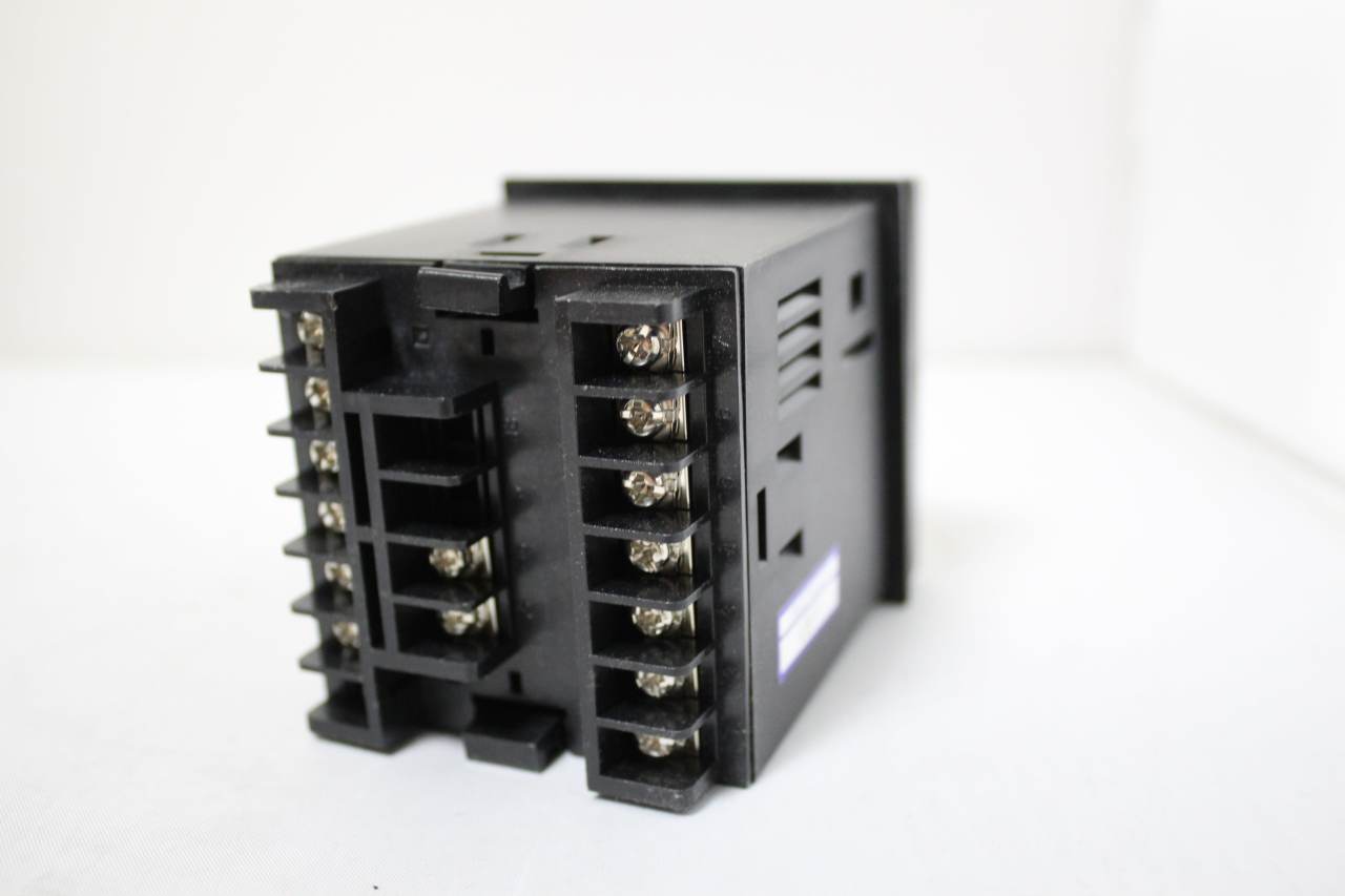 TZN4M-24C 240VAC 72X72 ÇİFT PID'Lİ SICAKLIK KONTROL CİHAZI