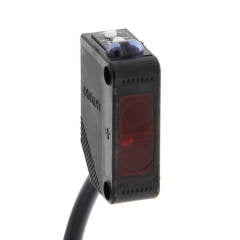 E3Z-D81 12-24VDC BESLEME PNP 200MM ALGILAMA 2MT KABLOLU CİSİMDEN YANSIMALI OMRON FOTOSEL
