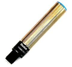 BUM18-T10I-C31S12-X M18 KASA M12 KONNEKTÖRLÜ 1MT MESAFE 4-20MA ÇIKIŞLI ULTRASONİK SENSÖR