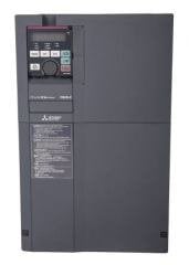 FR-F840-00620-E2-60 FRF84000620E260 MİTSUBİSHİ Sürücü Ağır Şart 30KW Normal Şart 30KW Üç Fazlı 400-500VAC Beslemeli