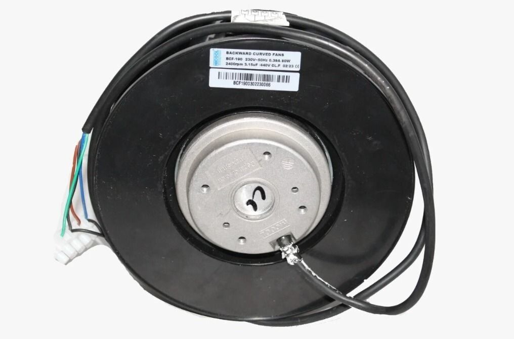 BCF-133 | 220V AC 50Hz 0,12A 10/26W 2620r/min Backward Curved Fans