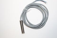 I1CFE-M1204P-O3U2 ENDÜKTİF SENSÖR M12 4MM ALGILAMA PNP NO SENSÖR 2M KABLOLU PROXİMİTY SENSÖR
