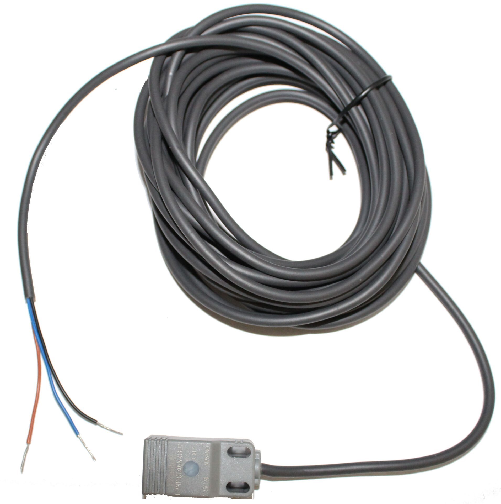 I1PNE-Q1804N-O3U7 EASY Serisi 18x18x35 Kare Kesitli Q Serisi NPN NO 4MM ALGILAMA 7M KABLOLU İNDÜKTİF SENSÖR